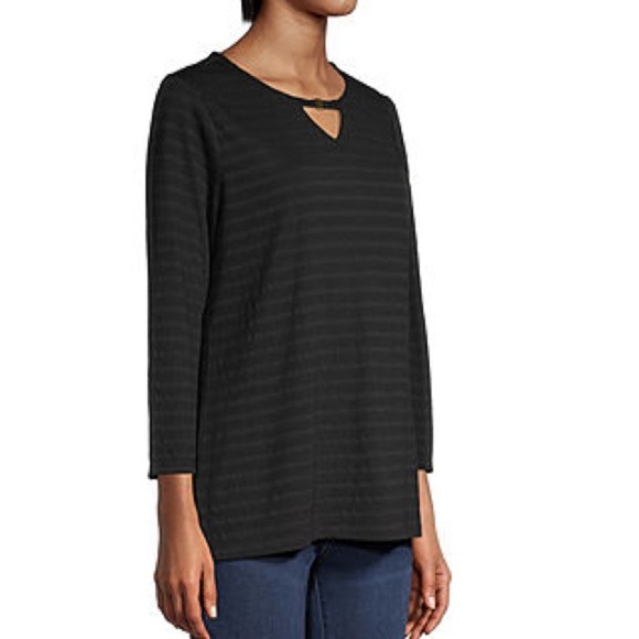 Liz Claiborne- Womens Keyhole Neck 3/4 Sleeve Blouse, NEW - Picture 2 of 3